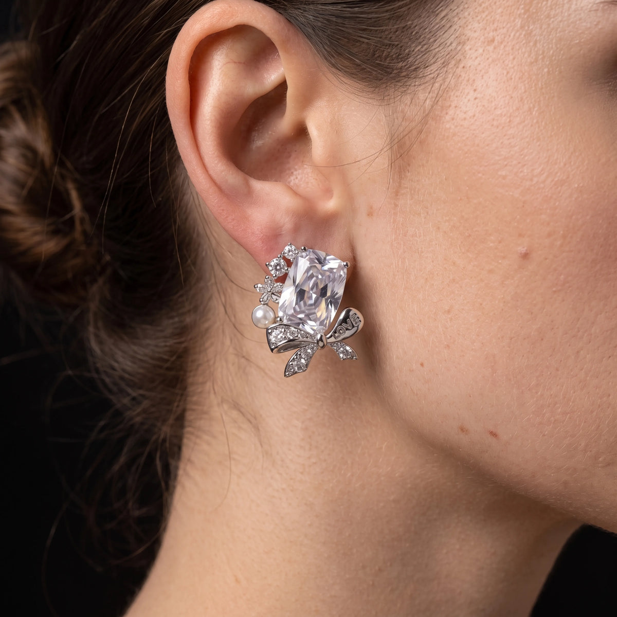 Crystal and pearl bow stud earrings for women - RANGREZ (view 6)