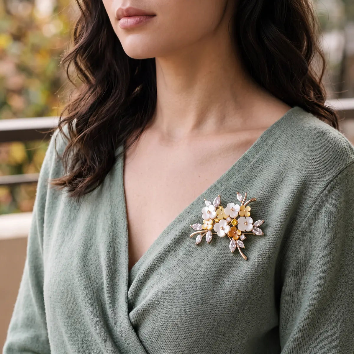 Clementine blossom brooch for women, gold-tone - RANGREZ (view 3)