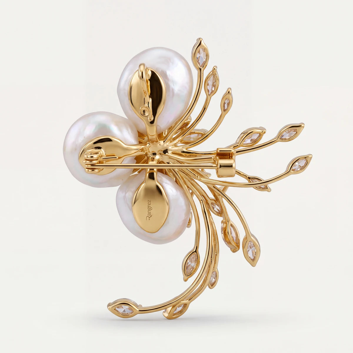 Delphine pearl flower brooch for women, gold-tone - RANGREZ (view 3)