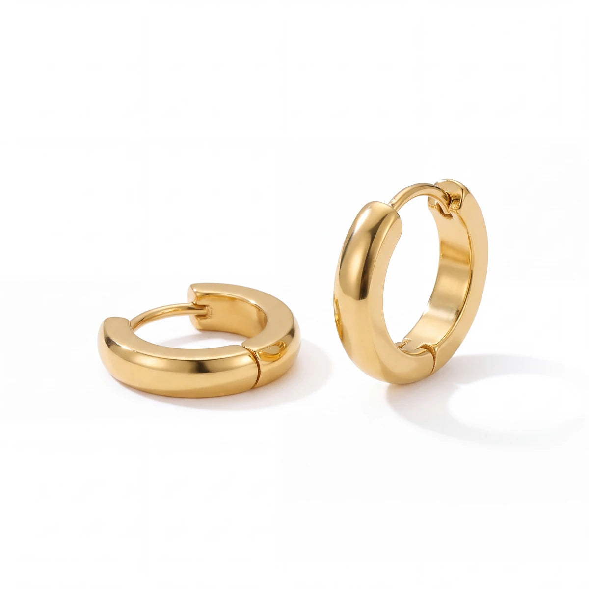 Kira thick huggie earrings for women, gold-tone - RANGREZ