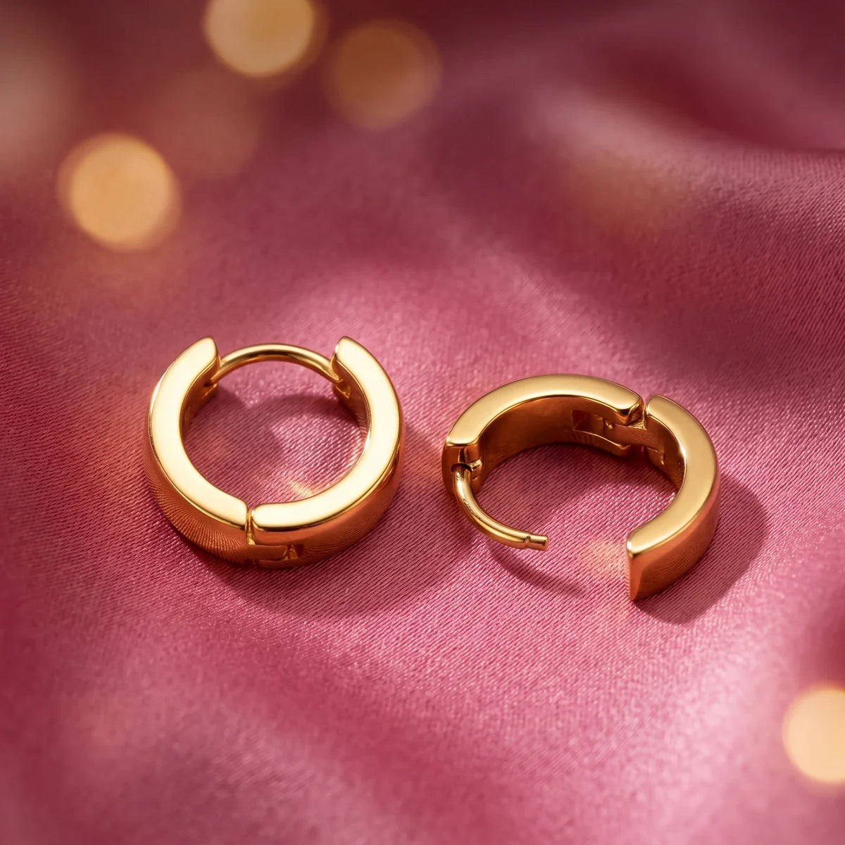 Kira thick huggie earrings for women, gold-tone - RANGREZ (view 3)