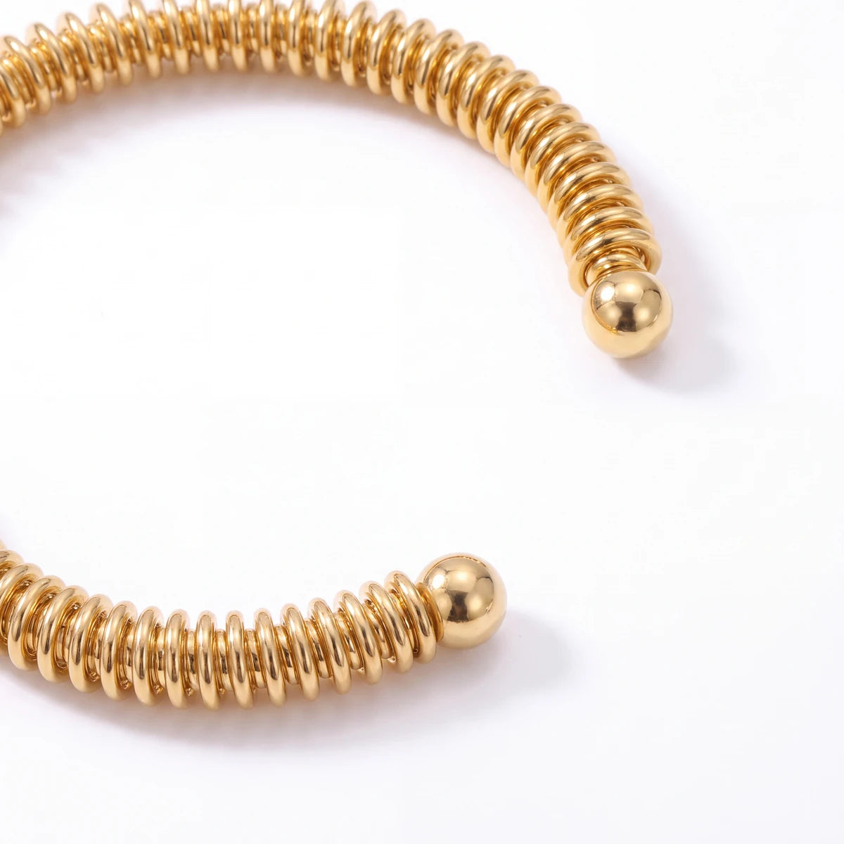 Spiralis open cuff bracelet for women, gold-tone - RANGREZ (view 3)