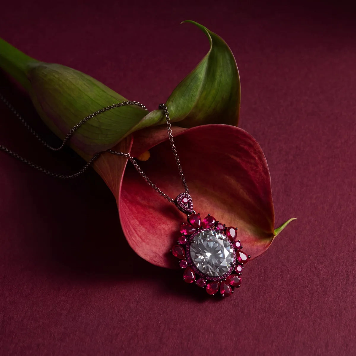 White and pink crystal floral halo pendant necklace for women - RANGREZ (image 2)