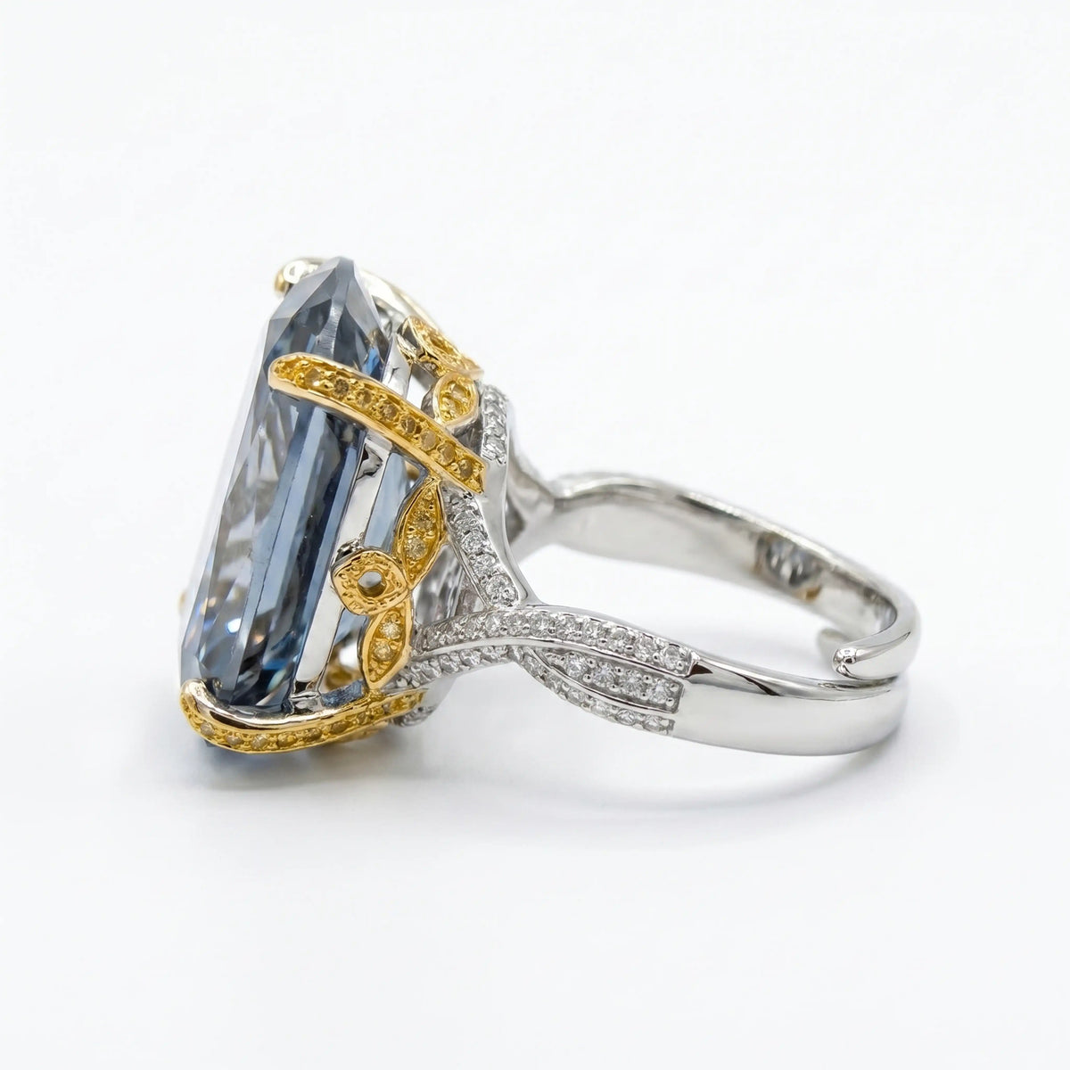 Duetta Grey Crystal Two-Tone Cocktail Ring, Cushion cut, Gold & Rhodium finish