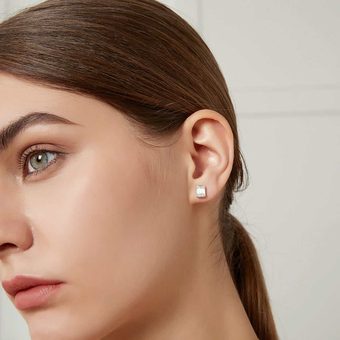 Esen Lume Emerald Cut Stud