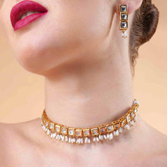 Naazira Gold Plated Kundan Choker Necklace Set with Earrings