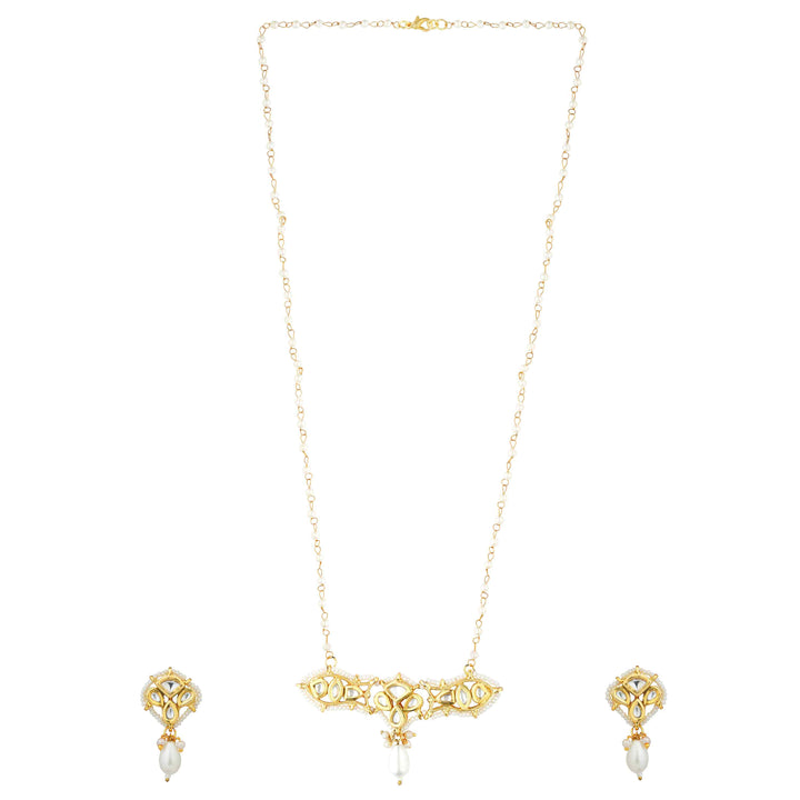 Inaya Pearl Necklace with Pendant & Matching Earrings
