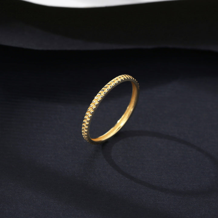 Classy silver band ring for women