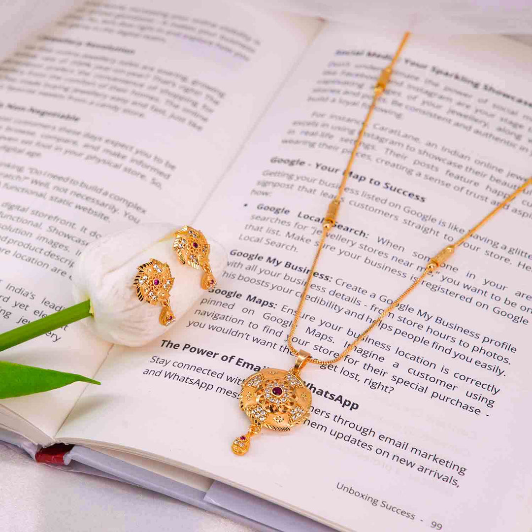 Elegant Spark – Pendant & Earrings Set