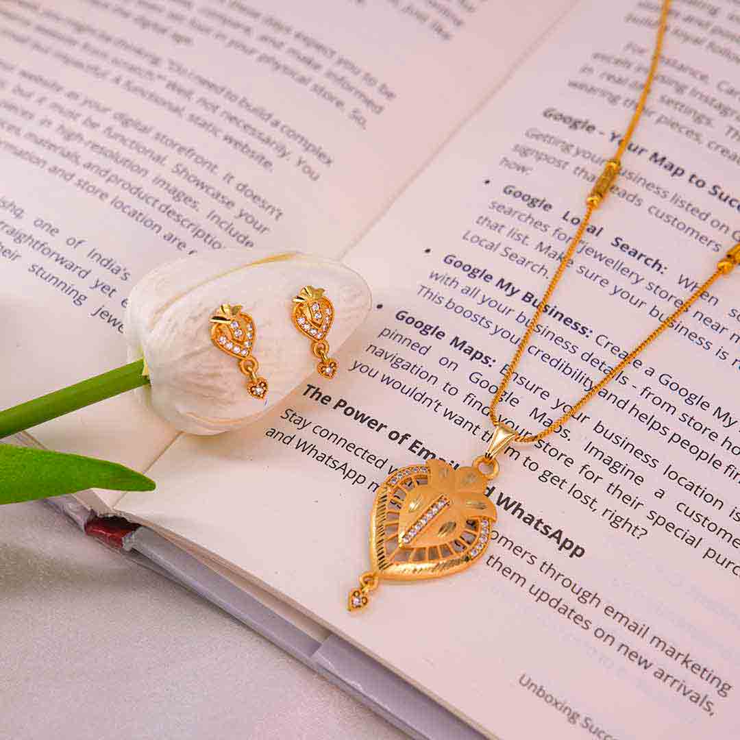 Glow Charm – Pendant & Earrings Set for Everyday Shine