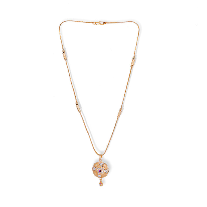 Elegant Spark – Pendant & Earrings Set