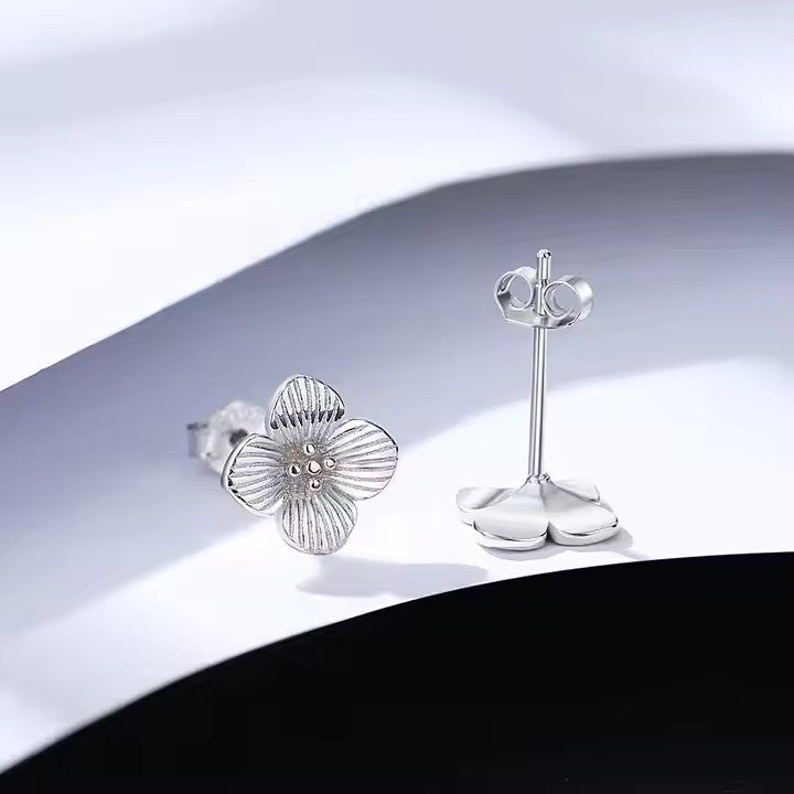 Tia Western Turkish Flower Stud