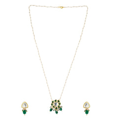 Haniya Green Kundan Pendant Necklace Set with Earrings – 
