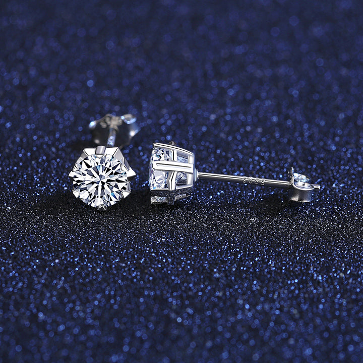 Nova Well-made Diamond Cut Stud