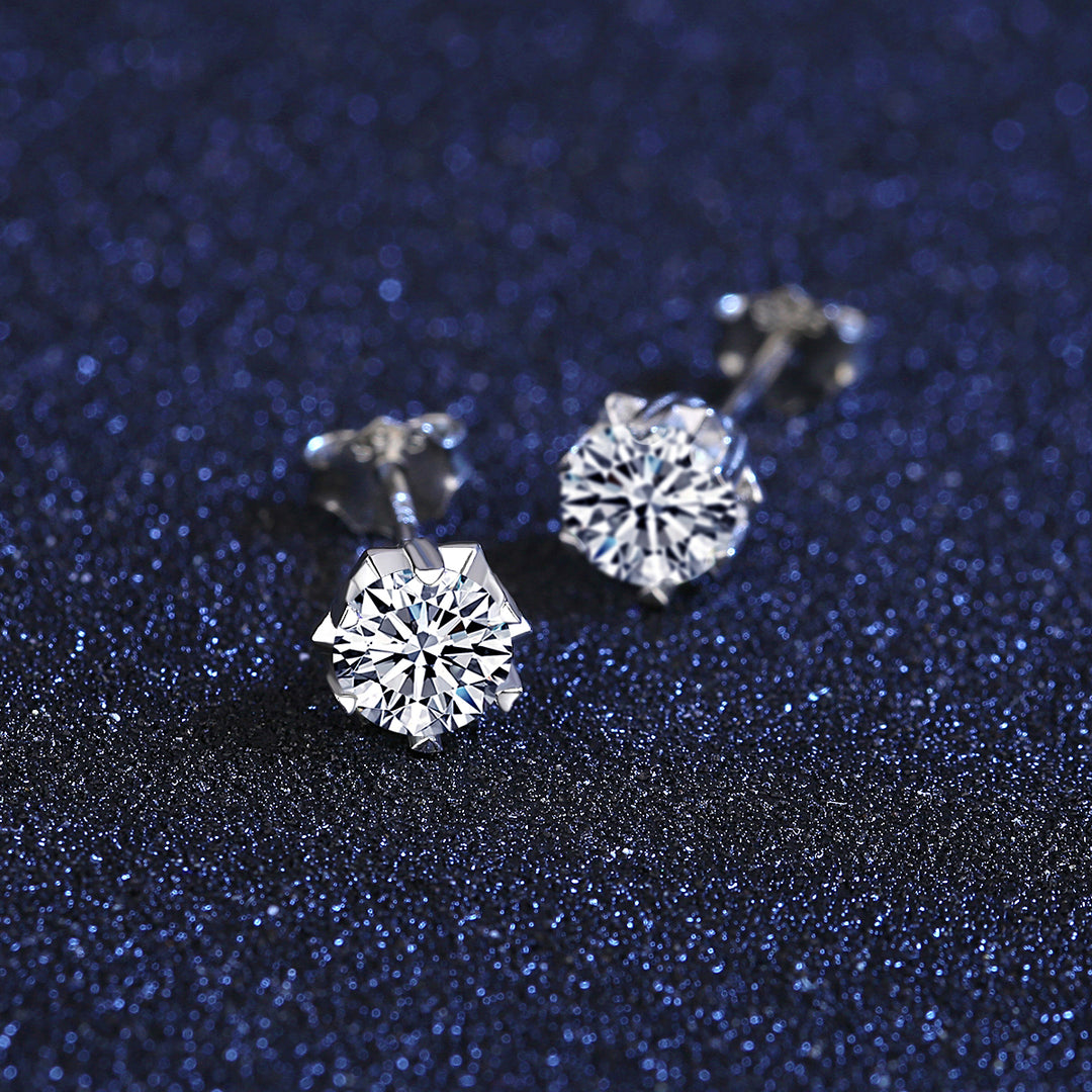 Nova Well-made Diamond Cut Stud