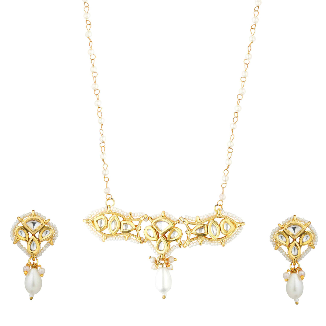 Inaya pearl necklace with pendant and matching earrings white background 
