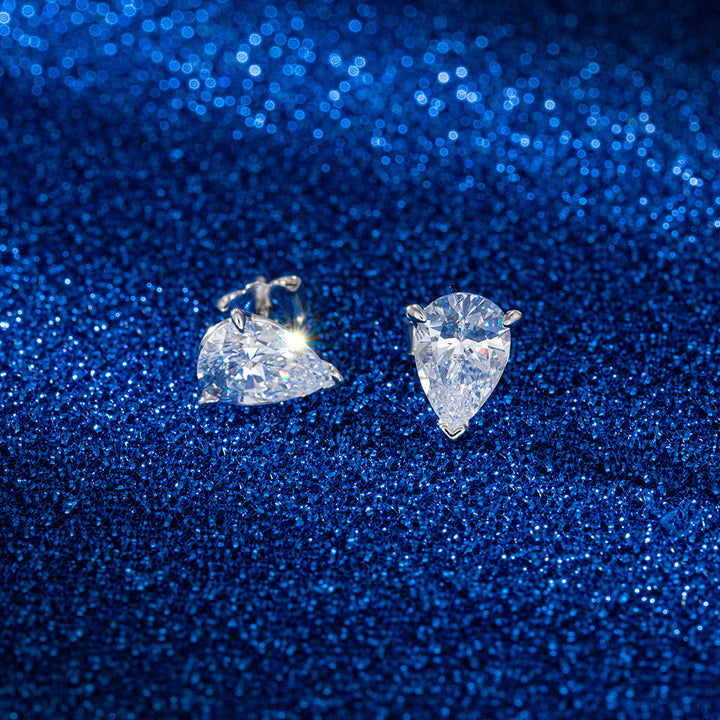 Sofia CZ Stud Pear Cut 8A