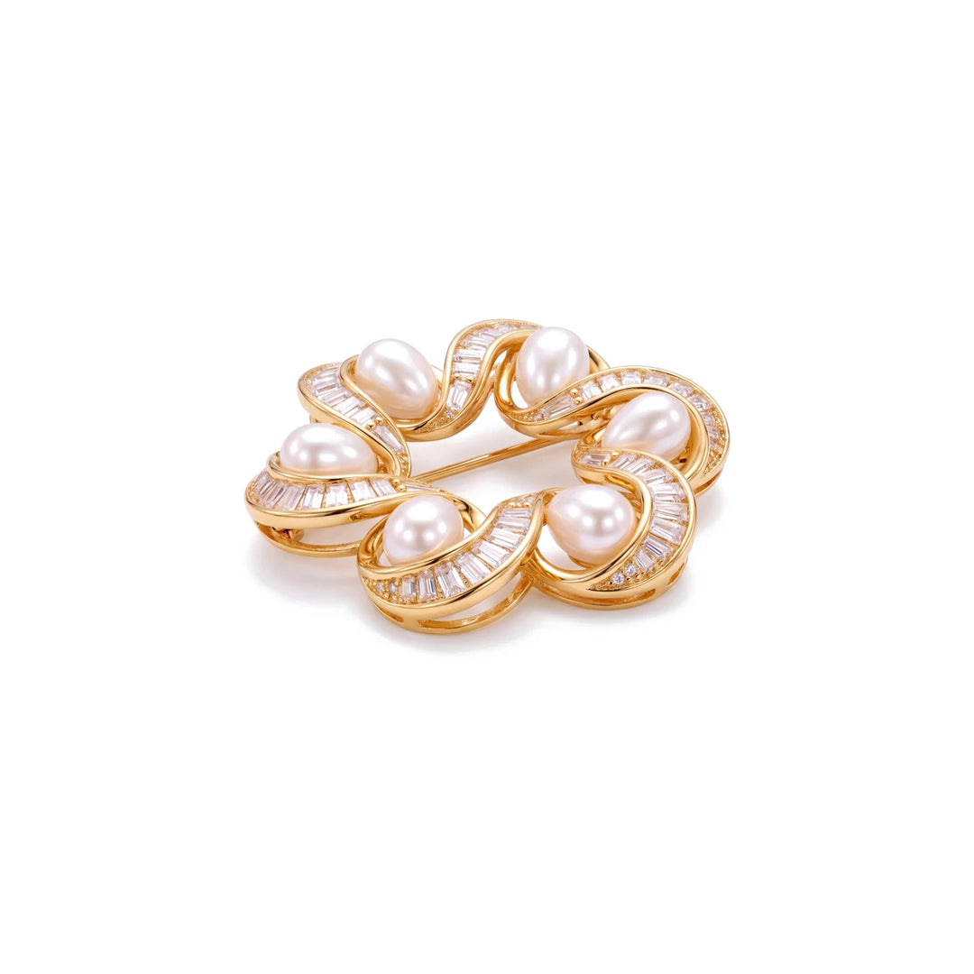 Odette Pearl Wreath Brooch