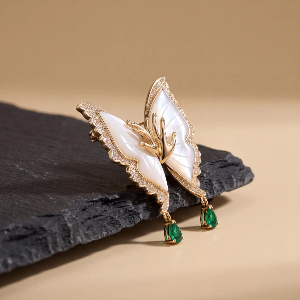 Farfalla butterfly brooch for women, gold-tone - RANGREZ (view 2)