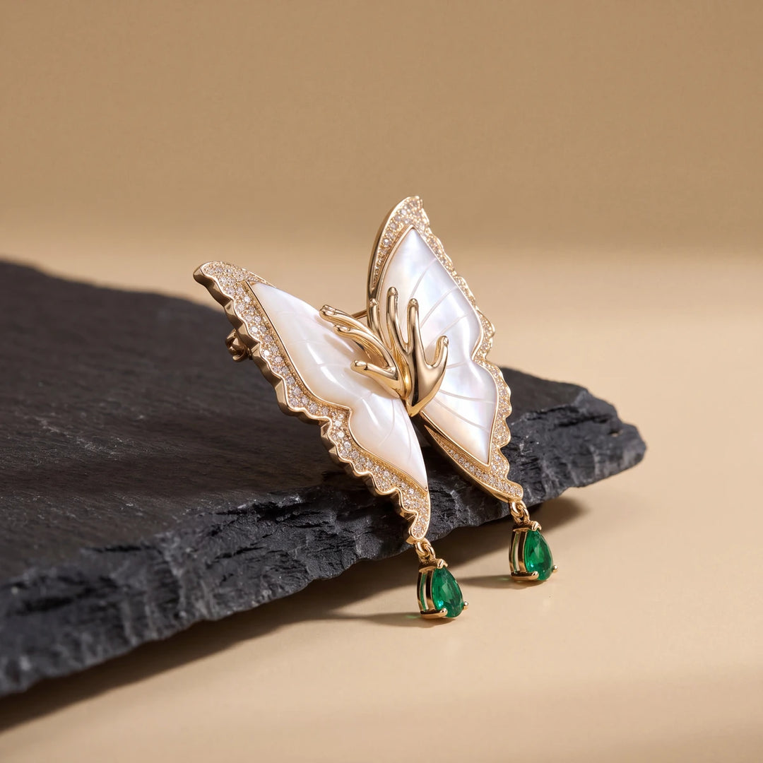 Farfalla butterfly brooch for women, gold-tone - RANGREZ (view 2)