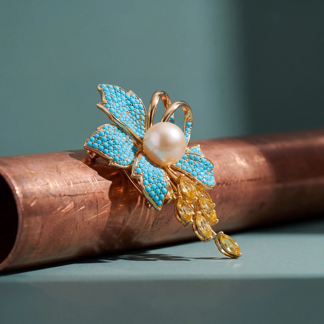 Capri flower brooch for women, gold-tone - RANGREZ (view 2)