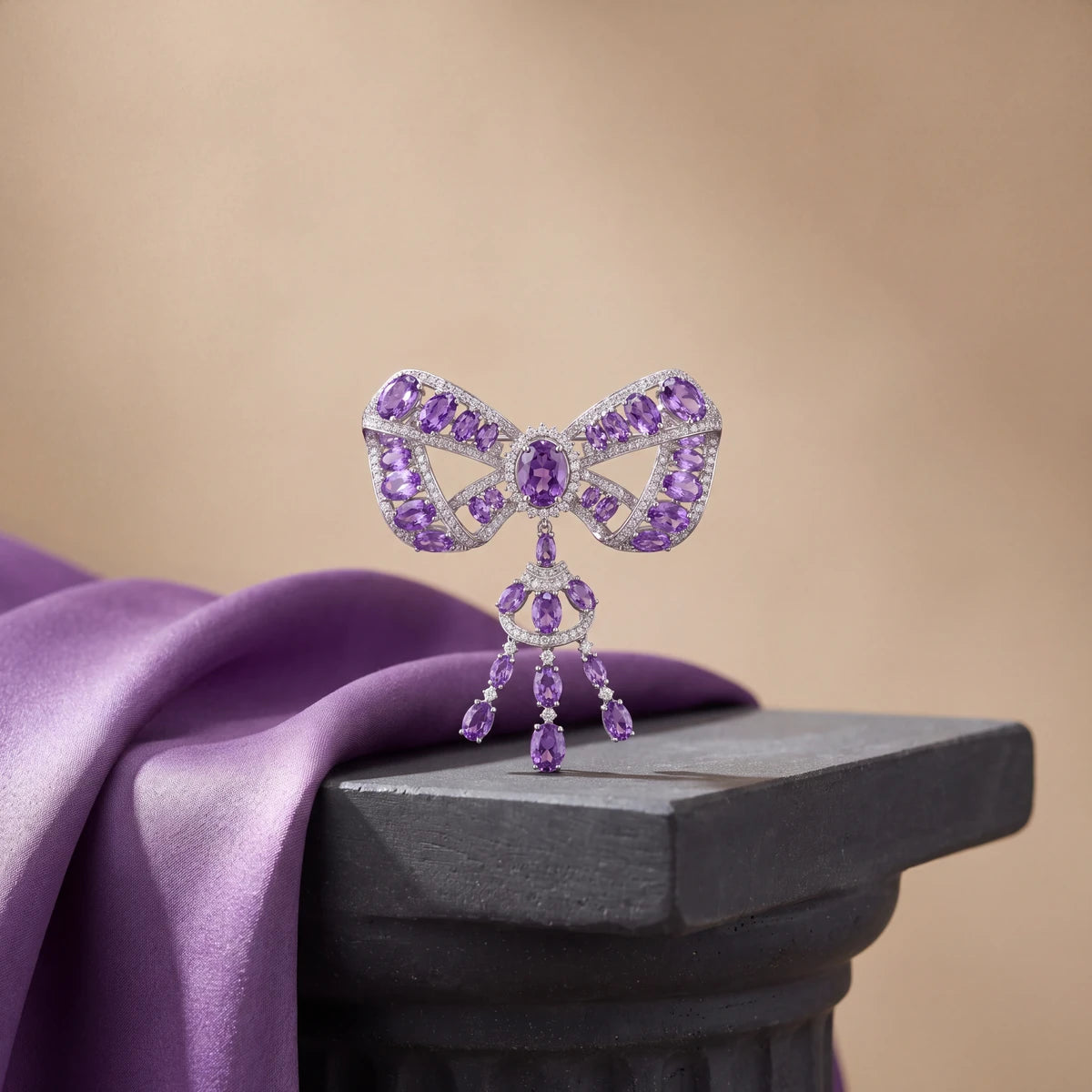 Margot bow brooch for women, rhodium finish - RANGREZ (view 5)