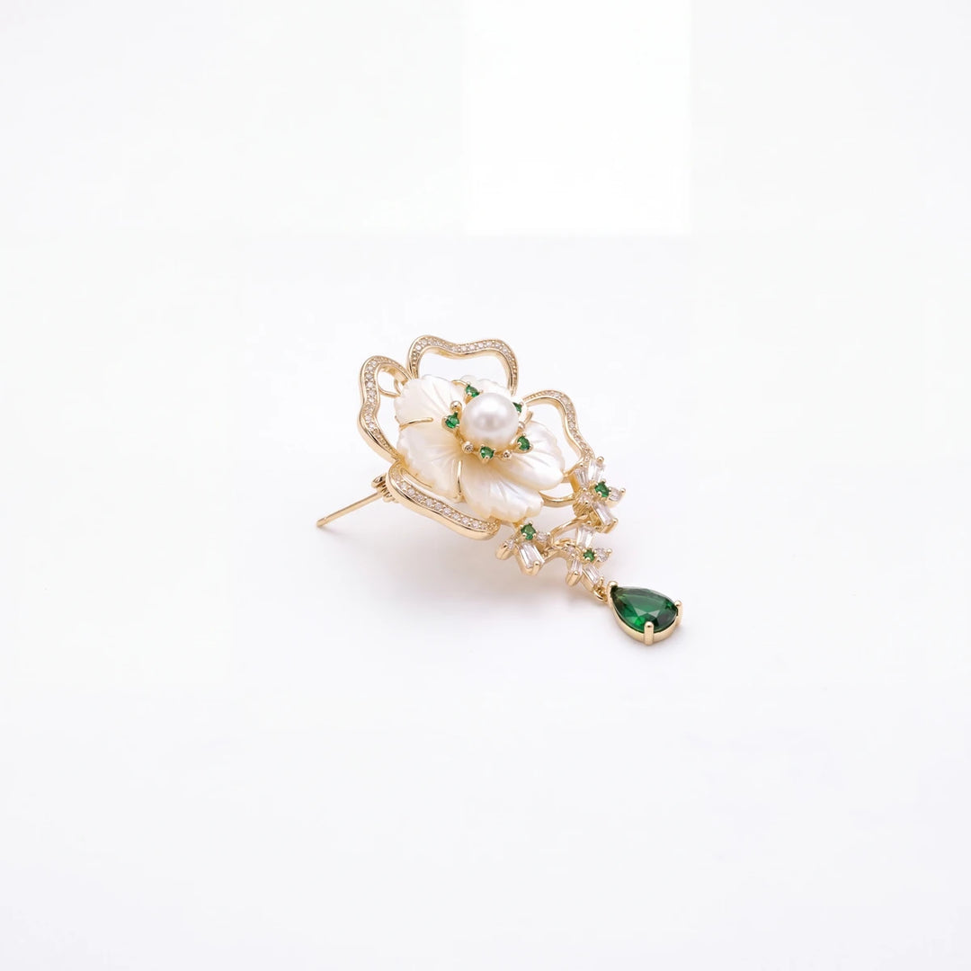 Elodie flower brooch for women, gold-tone - RANGREZ