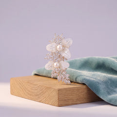 Bianca blossom spray brooch for women, gold-tone - RANGREZ (view 5)