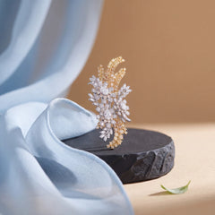 Laurel leaf spray brooch for women, rhodium finish - RANGREZ (view 3)