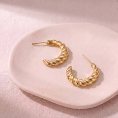 Cora croissant hoop earrings for women, gold-tone - RANGREZ