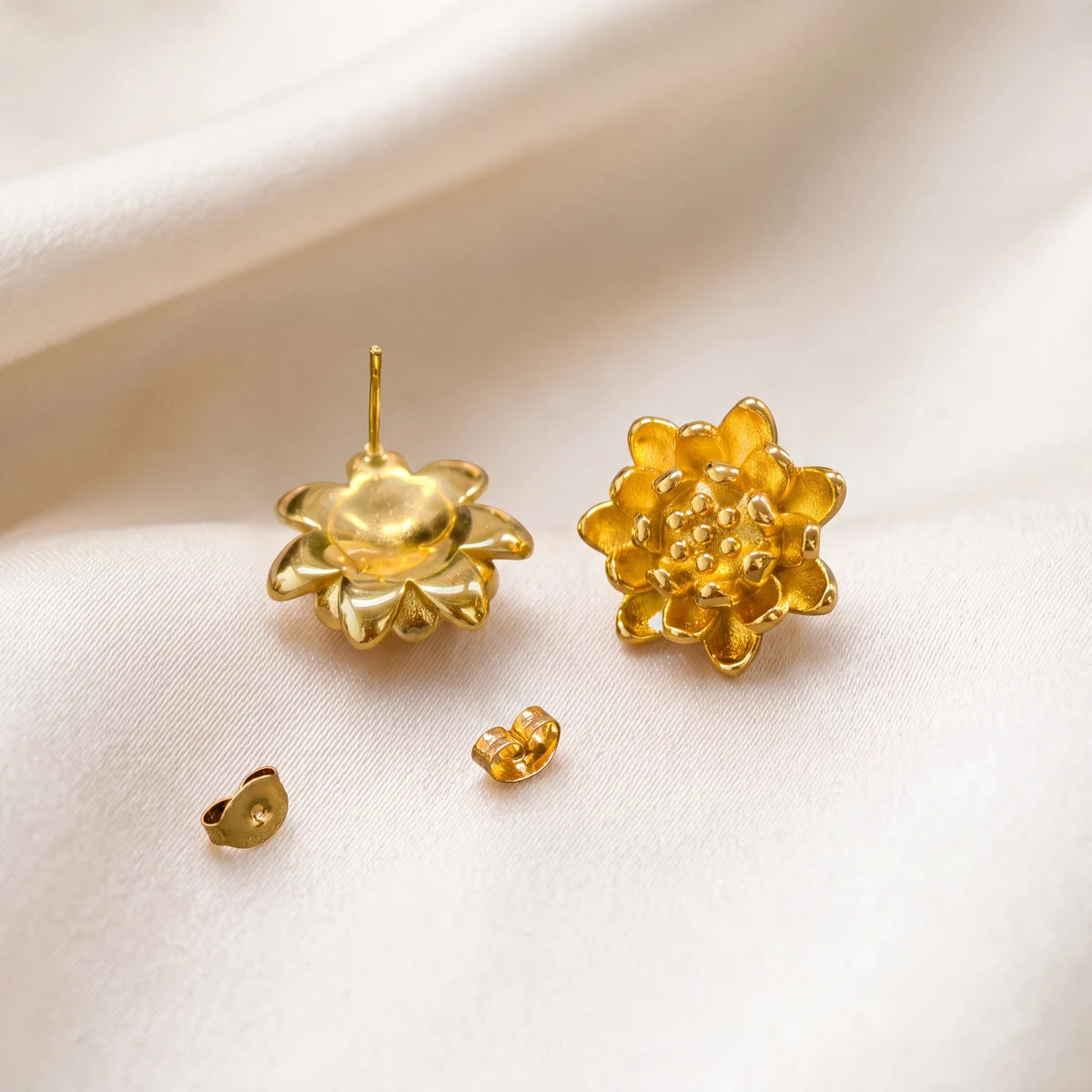 Zinnia Flower Stud Earrings