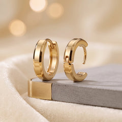 Kira thick huggie earrings for women, gold-tone - RANGREZ (view 2)