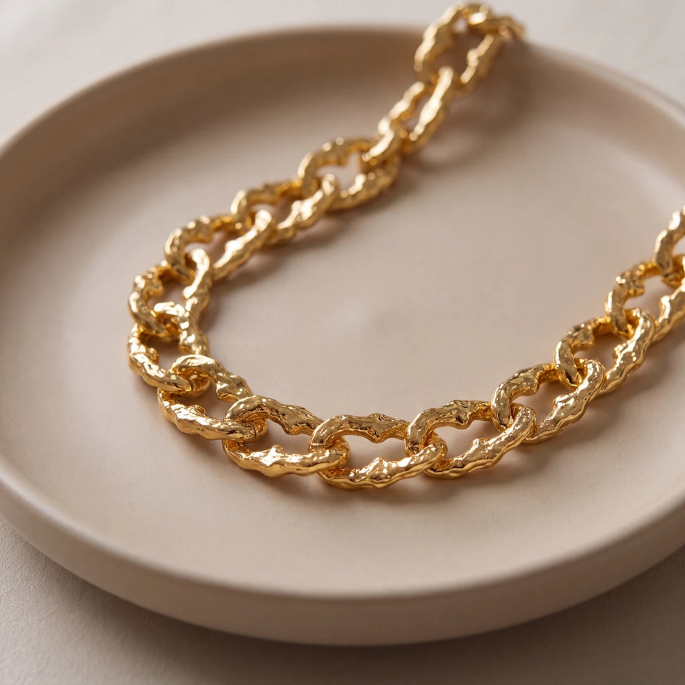 Linka paperclip chain necklace for women, gold-tone - RANGREZ (view 3)