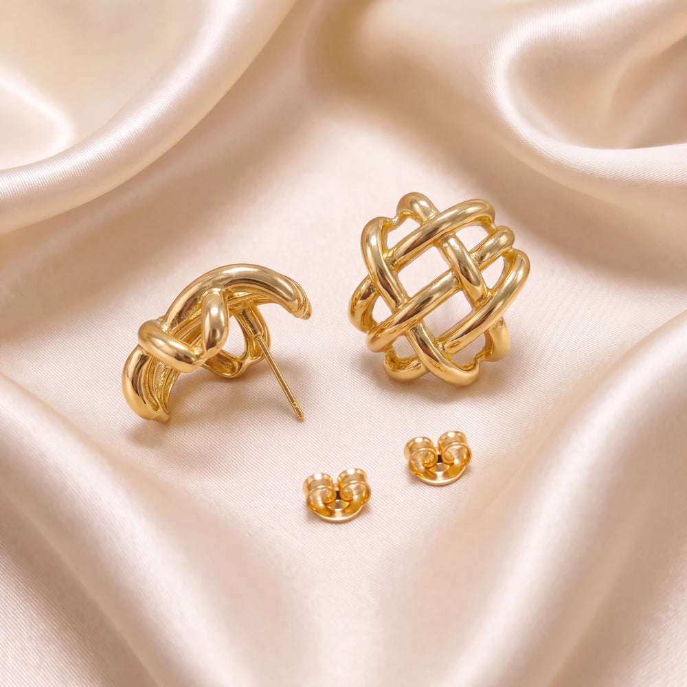 Nido statement stud earrings for women, gold-tone - RANGREZ (view 2)