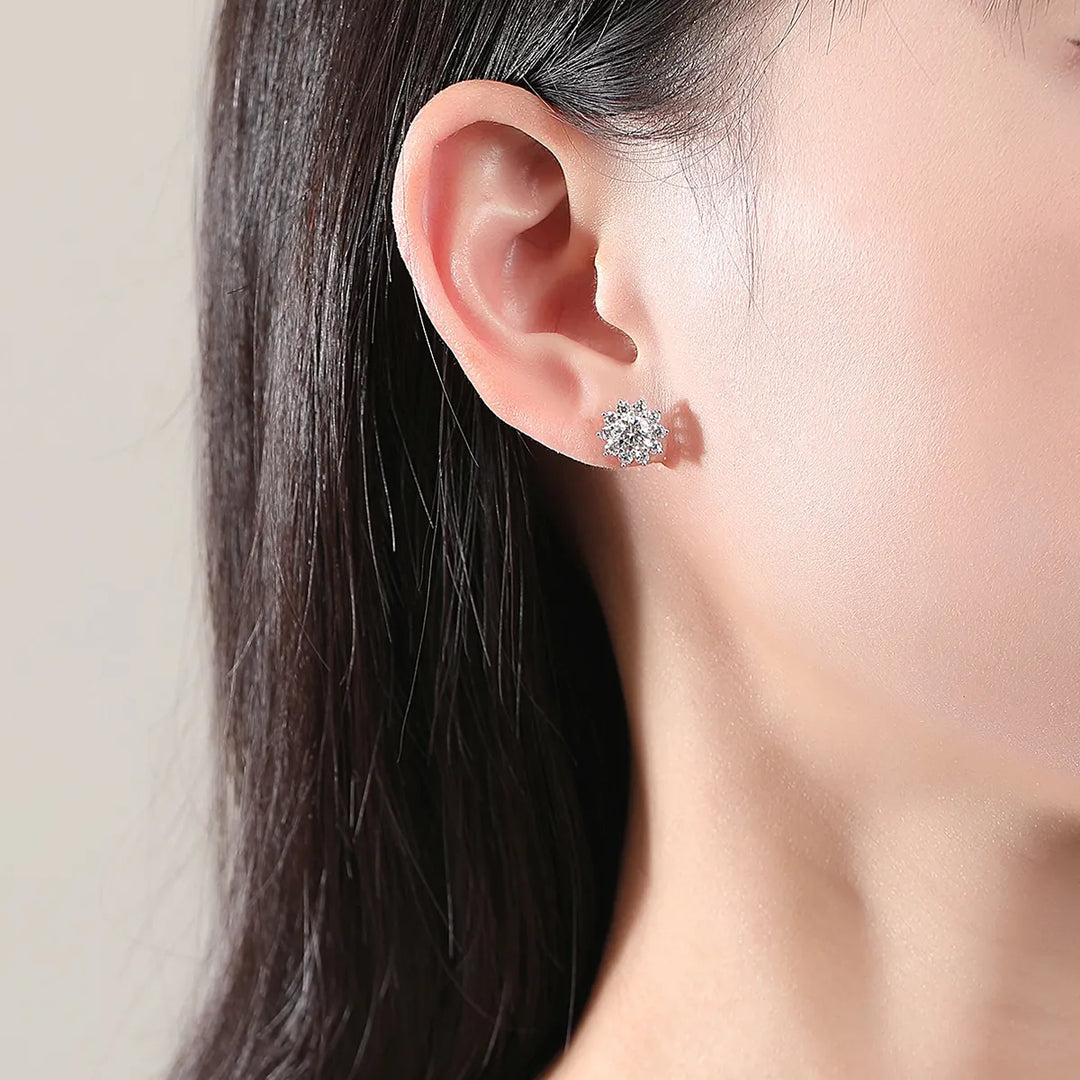 Cyra Diamond Flower Earrings—Soft Sparkle with Floral Charm
