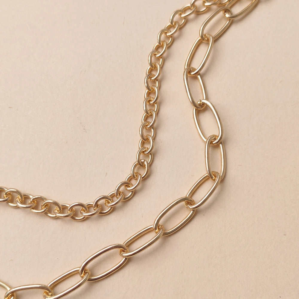 Onda chunky chain necklace for women, gold-tone - RANGREZ (view 2)