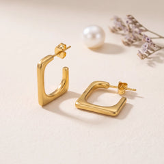 Quadra square hoop earrings for women, gold-tone - RANGREZ (view 2)
