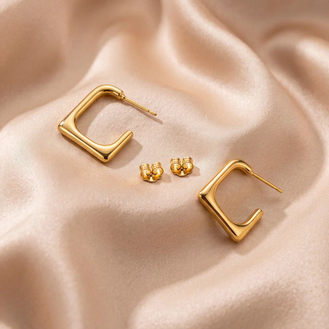 Quadra square hoop earrings for women, gold-tone - RANGREZ (view 3)