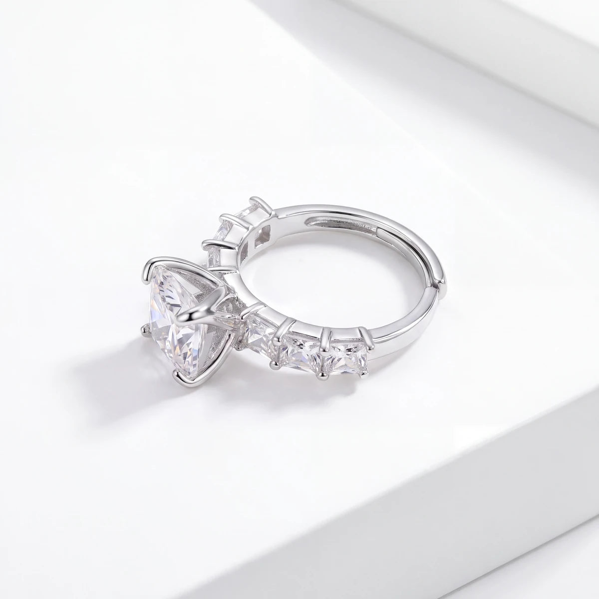 Isolde Solitaire Ring