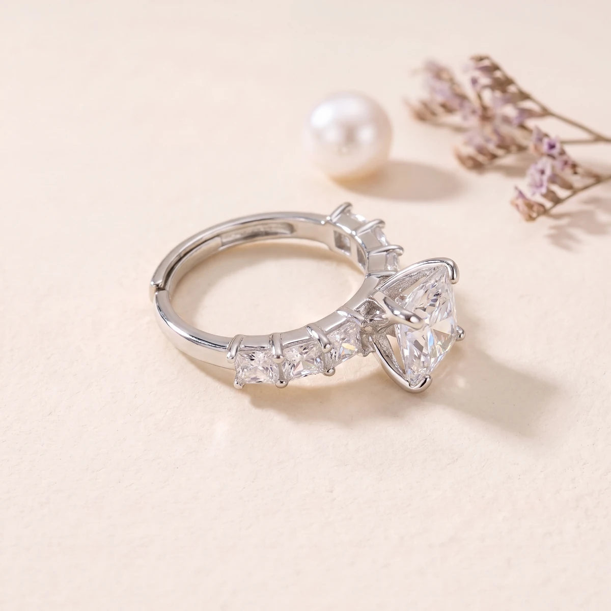 Isolde Solitaire Ring
