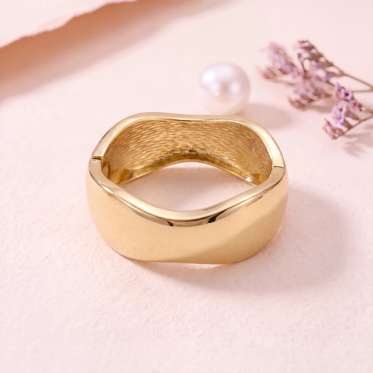 Ripple wave cuff bracelet for women, gold-tone - RANGREZ (view 4)