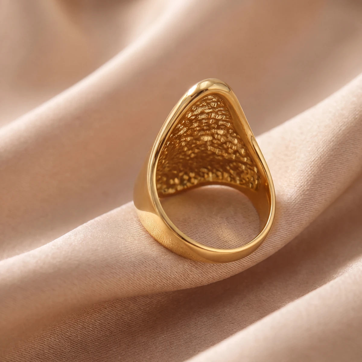 Zoya statement ring for women, gold-tone - RANGREZ (view 3)